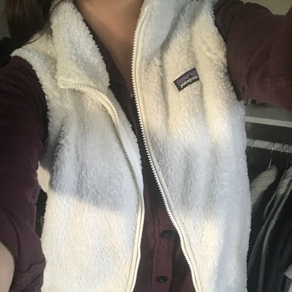 White Patagonia Los Gatos Fleece Vest
